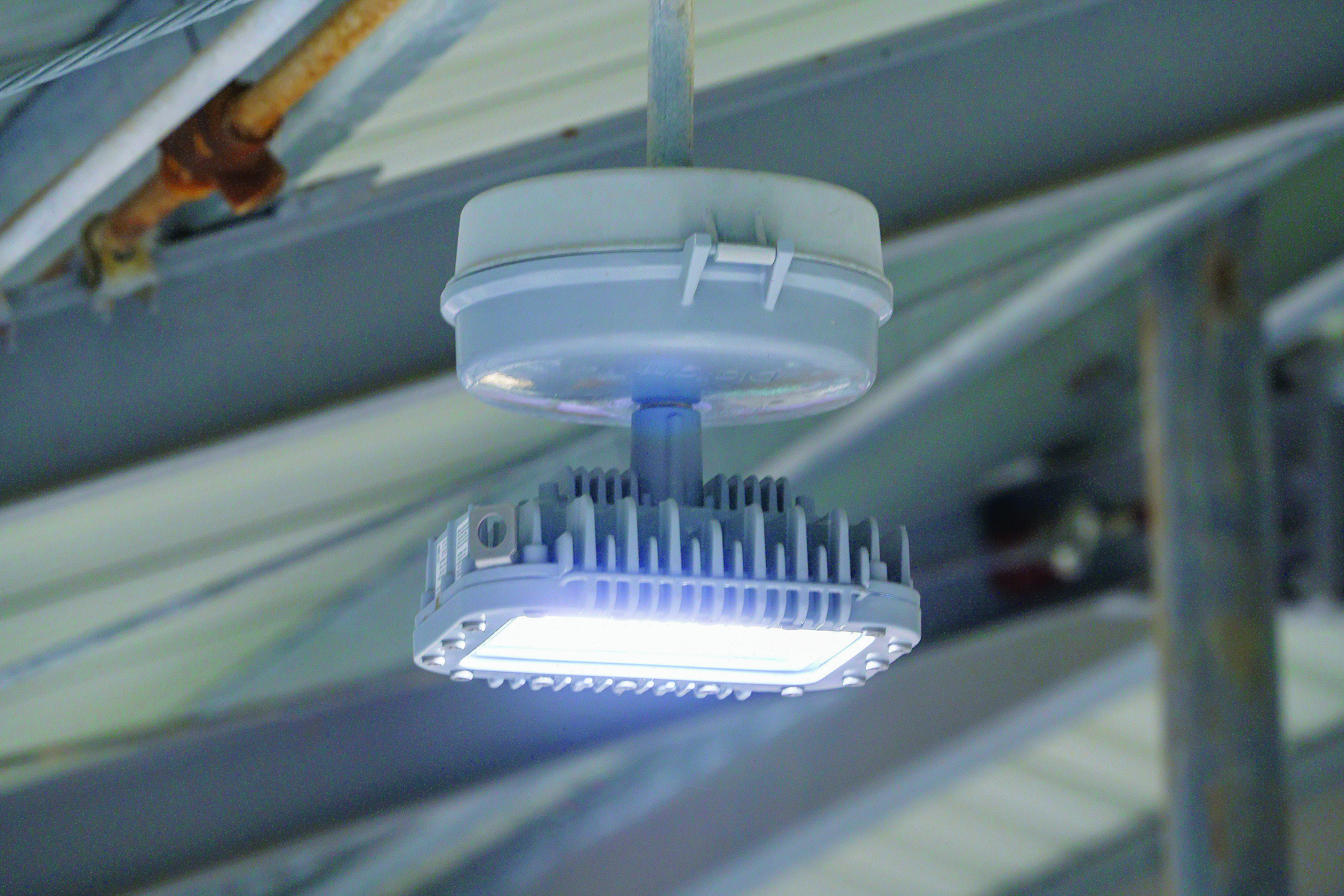 5 Ways LED Lighting Can Improve Facility Safety